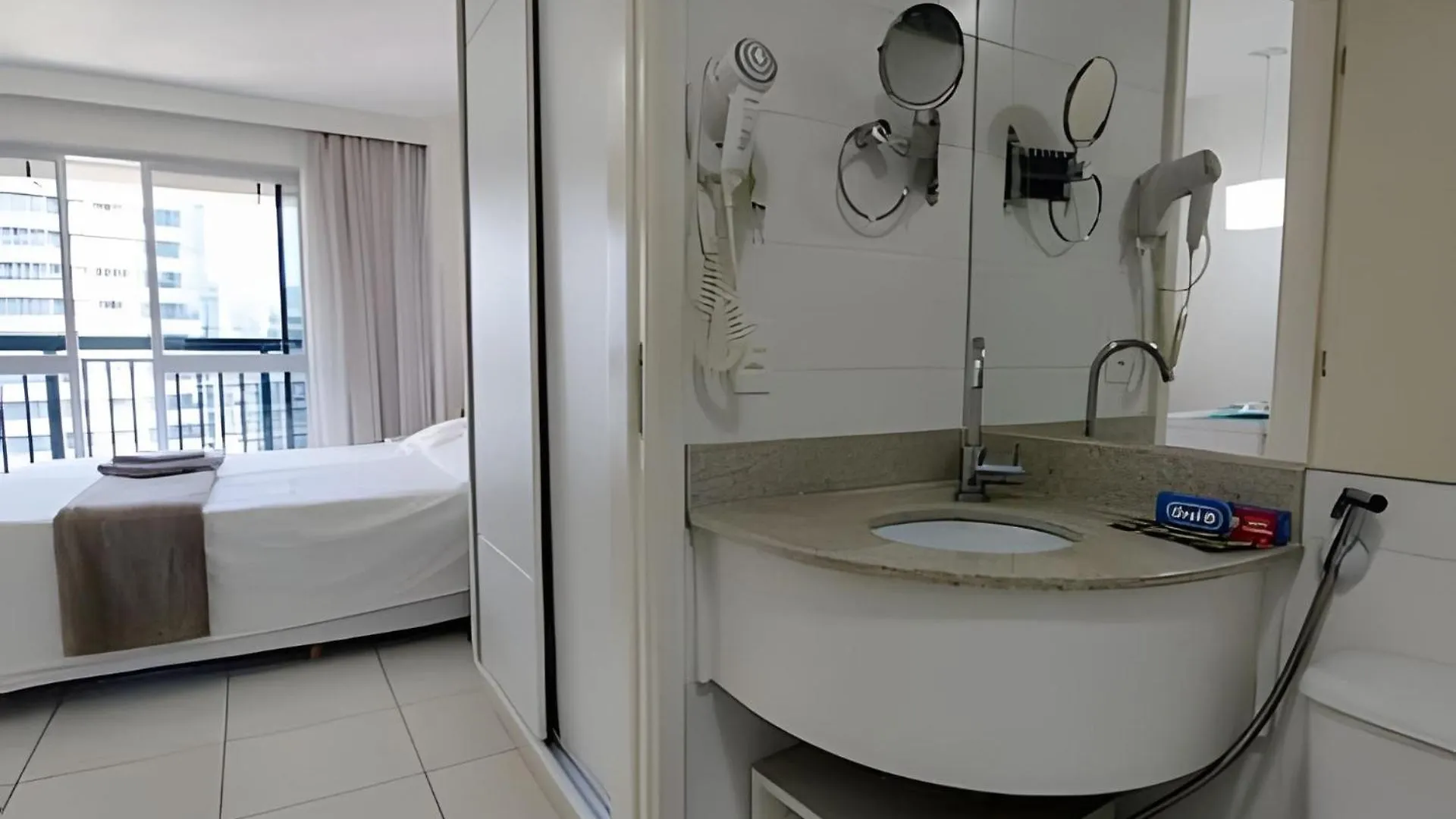 Apartamento Vision, Local Nota 10! Academia, Sauna E Piscinas. Brasilia